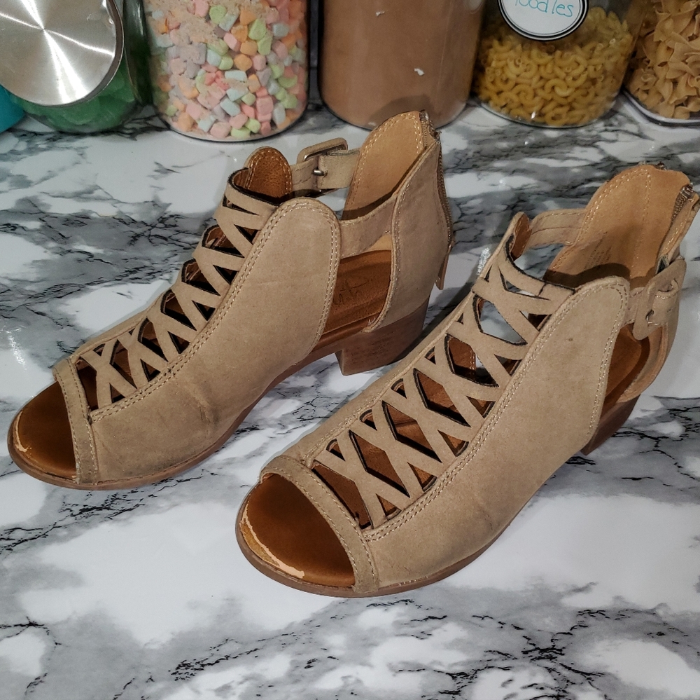 💜 Casual Sandal